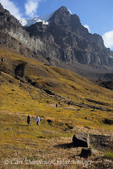 Backpackers hiking the tundra at Hole in the Wall.