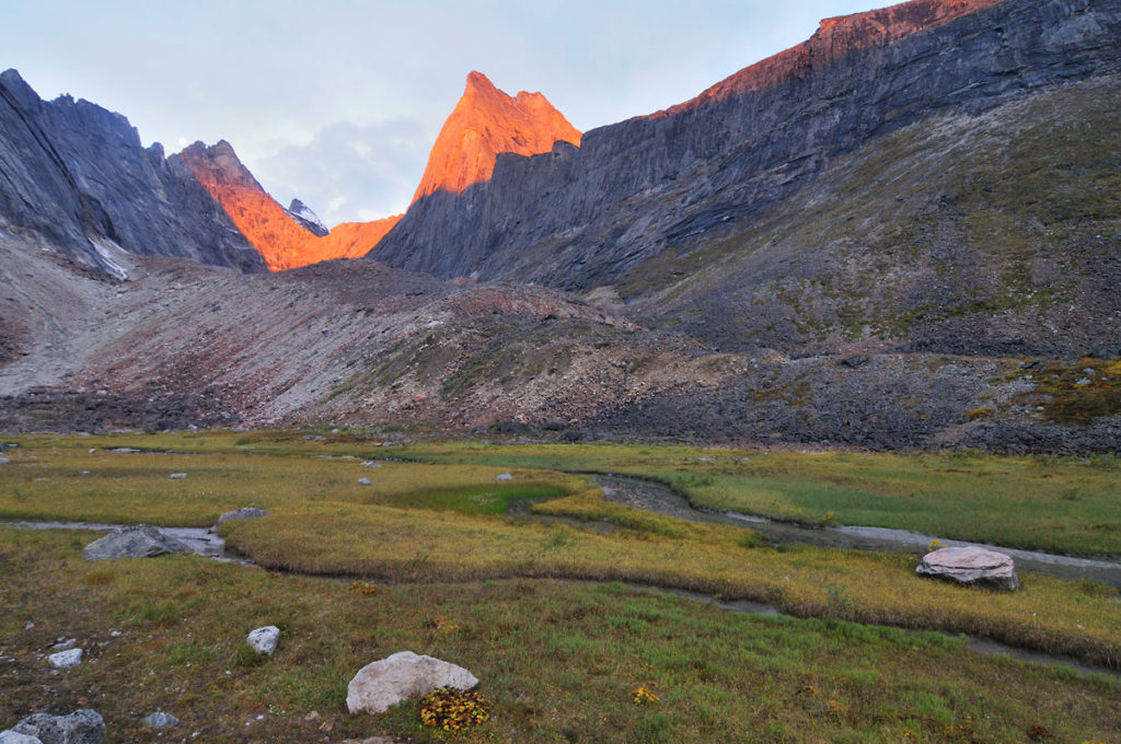 Arrigetch Peaks guided backpacking trips The Maidens, Arrigetch Peaks, Gate of the Arctic National Park.
