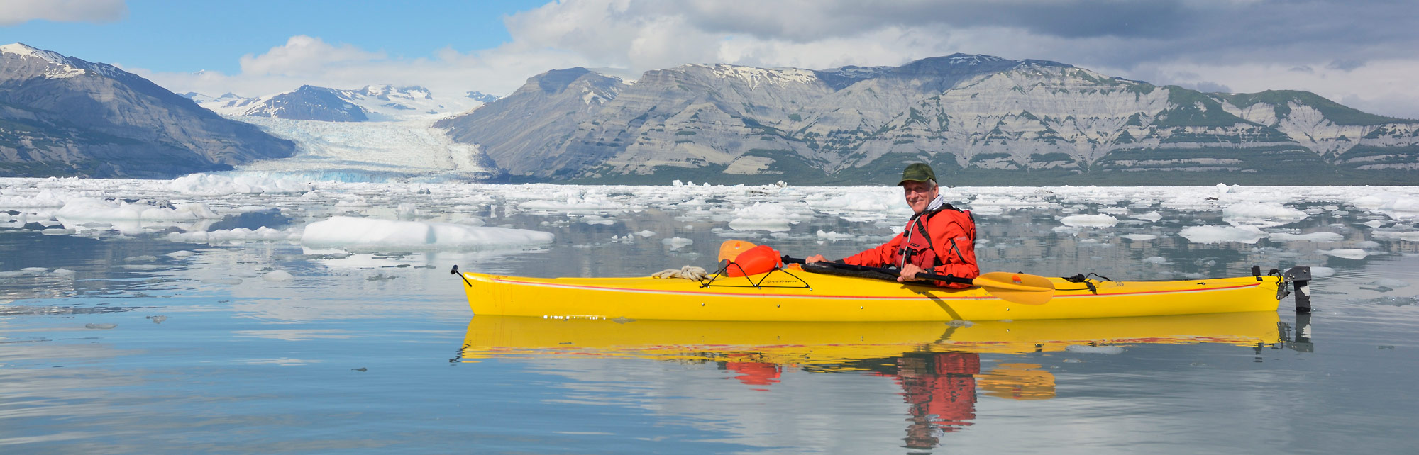 Sea kayaking trip Kayaking Icy Bay, Wrangell-St. Elias National Park, Alaska.