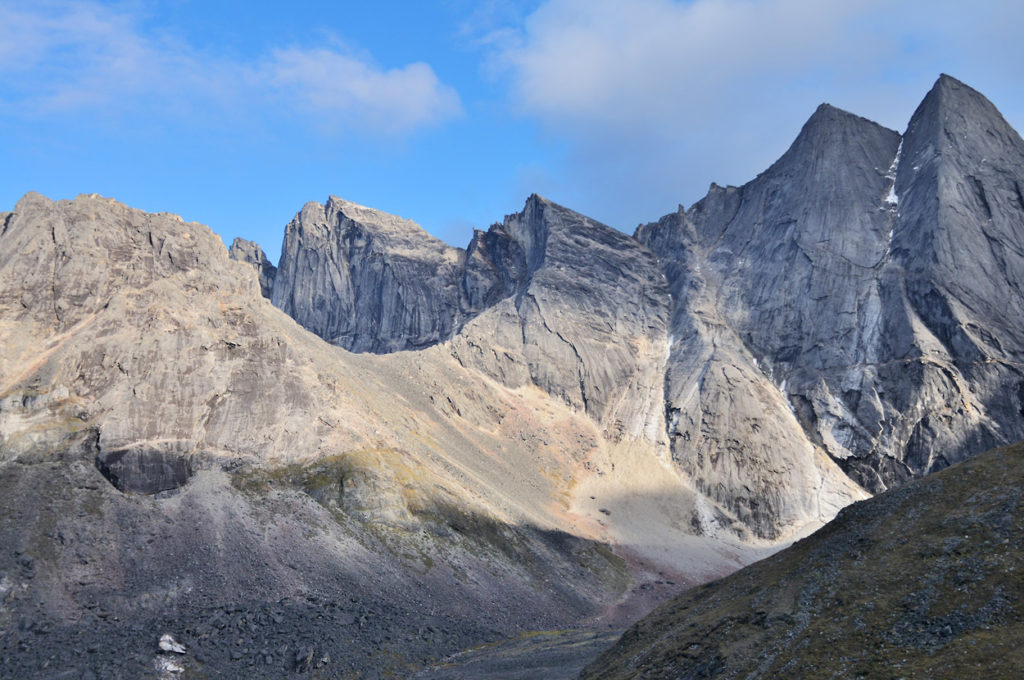 Guides Gates of the Arctic National Park backpacking trips Brooks Range mountains in Gates of the Arctic National Park backpacking trip photos.