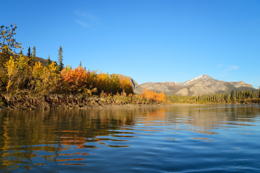 Gates of the Arctic guides trips, Alatna River photo, Alaska.