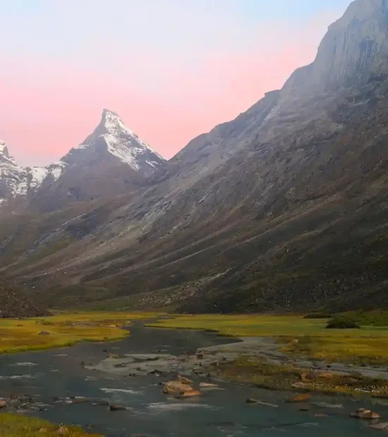 Arrigetch Peaks Aalska Backpacking trip Gates of the Arctic National Park, Alaska.