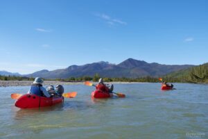 Packrafters packrafting Koyukuk River, Gates of the Arctic National Park.