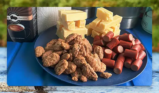 Snacktime on Alaska bear tour